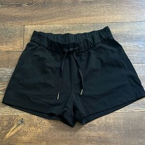 Lululemon (not lined) Highwaisted Shorts
